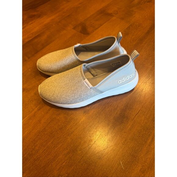 Woman’s Adidas Neo sneakers  slip on memory foam footbed size 6 1/2 - Picture 1 of 5